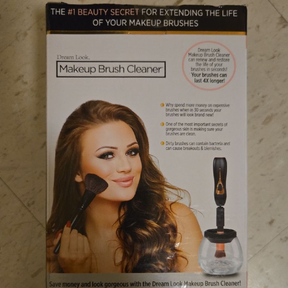 🏷 Makeup Brush Cleaner